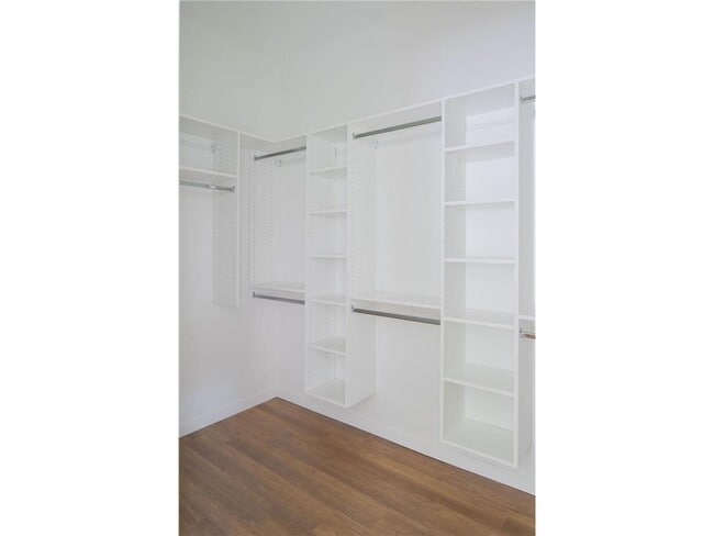 Building Photo - 100 West Dr