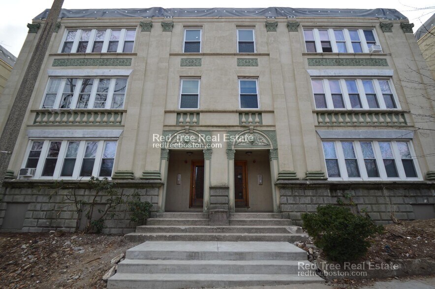 Building Photo - 72 Egmont St