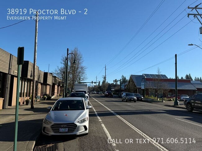 Building Photo - 38919 Proctor Blvd