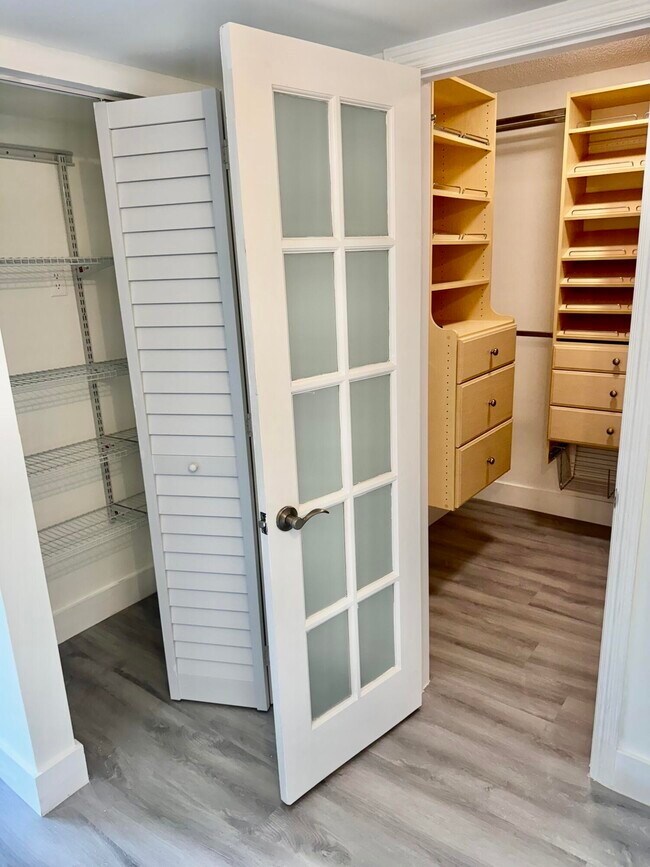 Building Photo - 5961 NW 2nd Ave