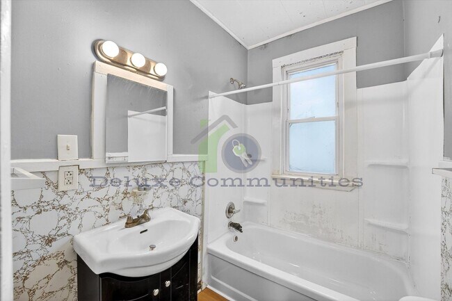 Building Photo - Newly Remodeled 3 Bedroom Home In Muskegon Heights!!