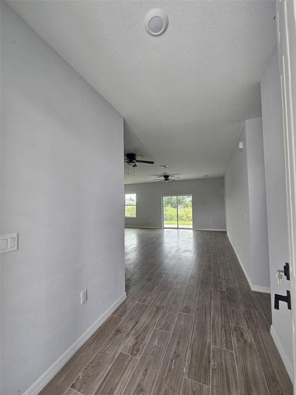 Building Photo - 13565 Jeronimo Ln