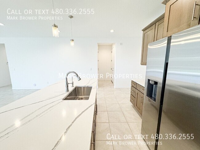 Building Photo - 72 S 157th Ln