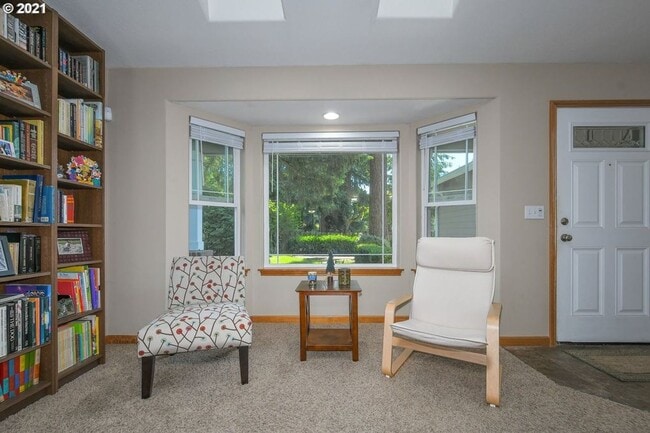 Building Photo - Desirable 3BD Ranch Home in Great Burton L...
