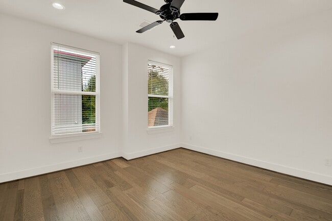 Building Photo - 6635 T C Jester Blvd