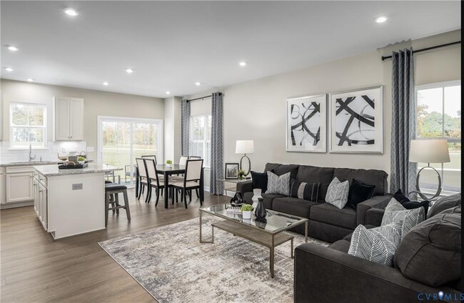 Building Photo - 10649 Rosies Run