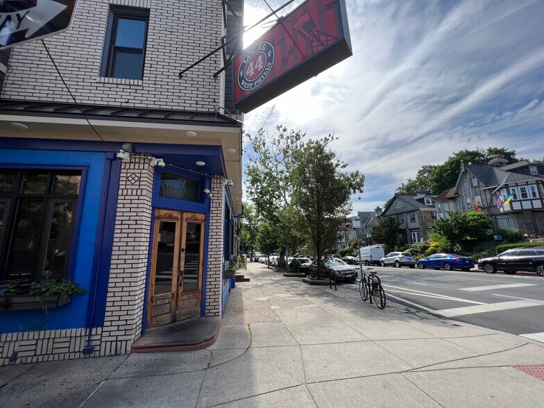 Building Photo - 4401 Locust St