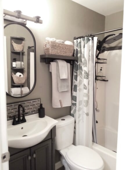 Full Bath- New oval medicine cabinet/vanity, rain shower/w hand held body spray - 2314 Cooper Ter