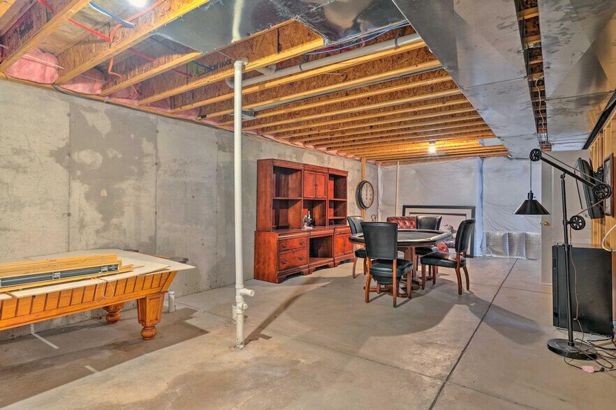 Building Photo - 6414 Caddy Point