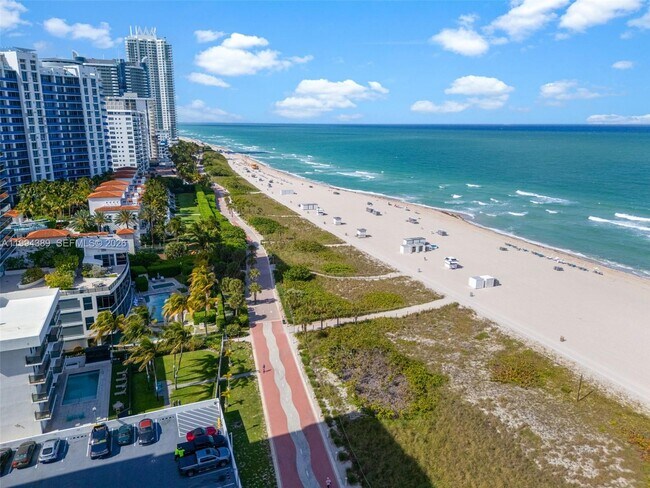 Building Photo - 5845 Collins Ave