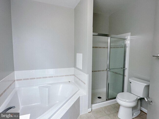 Building Photo - 4191 Lochleven Tr