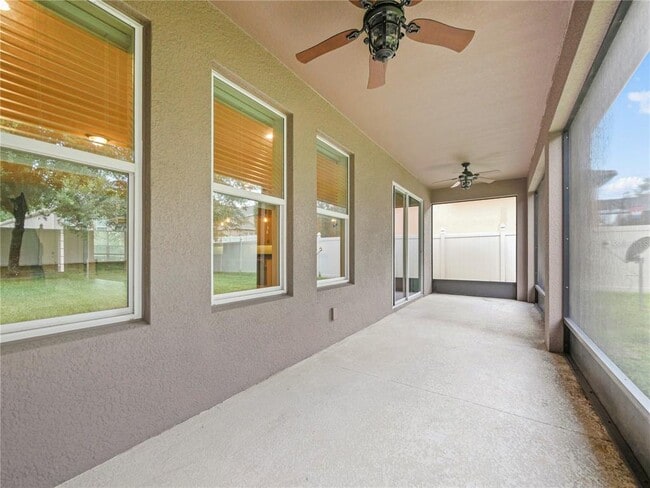 Building Photo - 4940 Palmetto Park Dr