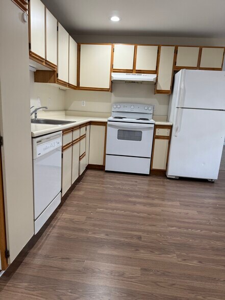 Building Photo - 404 Merrimack St