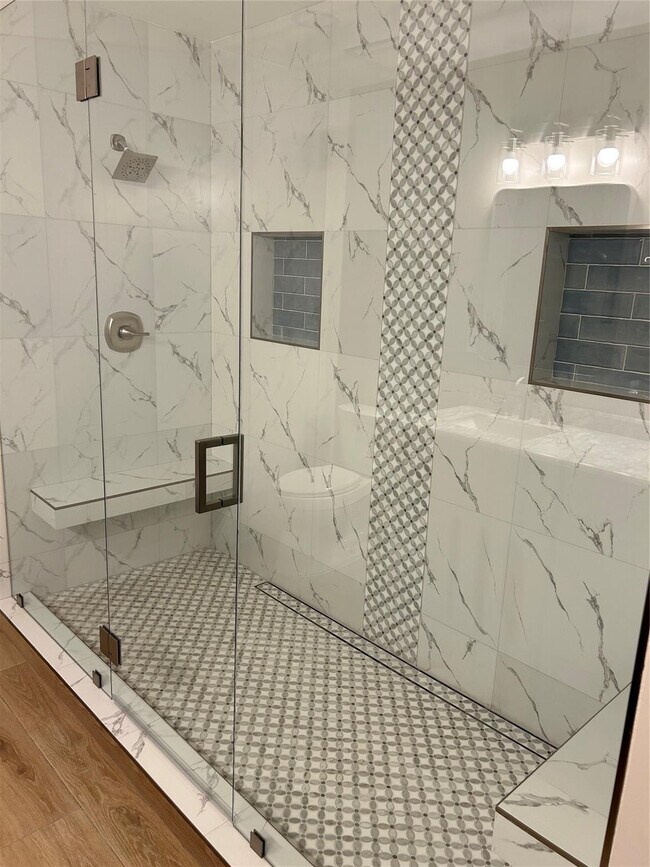 Building Photo - 7430 Ashley Shores Cir