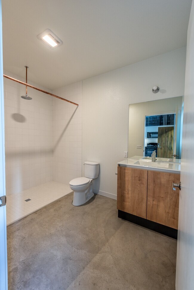 Building Photo - 3586 Adams Avenue, Unit 05