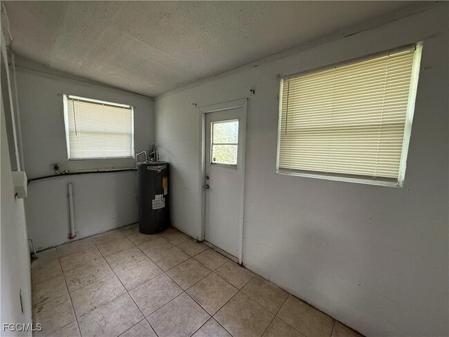 Building Photo - 1038 Gamble St