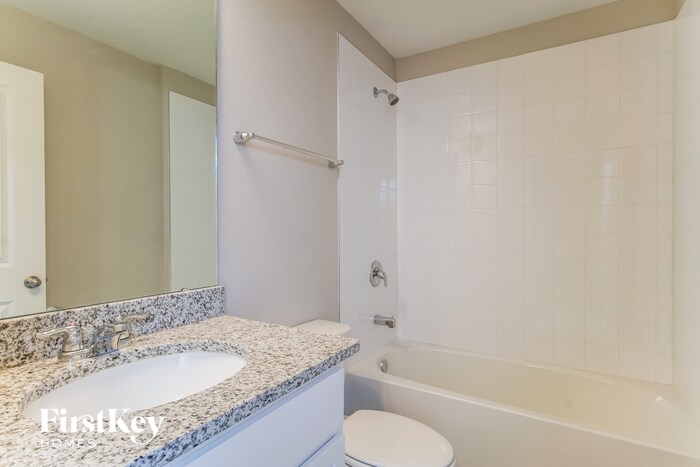 Building Photo - 341 S Haven Ct