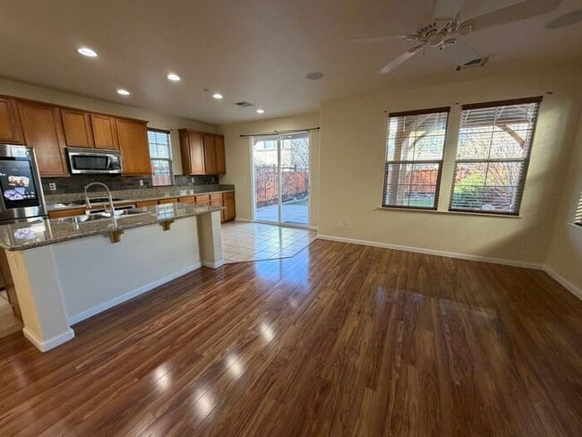 Building Photo - 7066 Sacred Cir