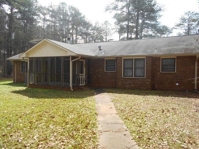 Building Photo - Nice Home in Desirable McDonough School Di...