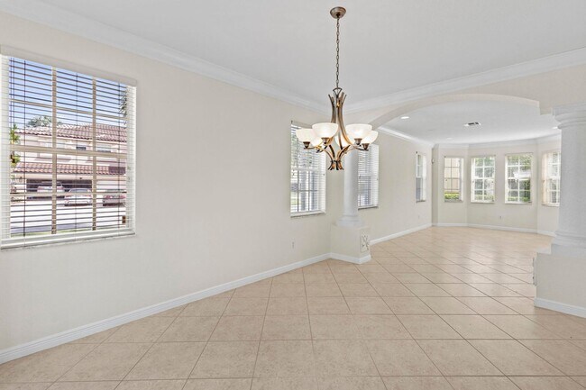 Building Photo - 6597 Marbletree Ln