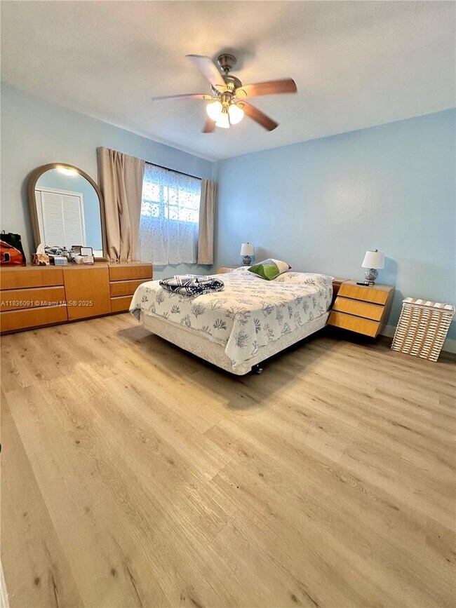 Building Photo - 2200 S Ocean Dr