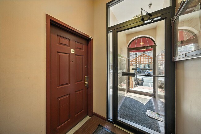 Building Photo - 224 48th St