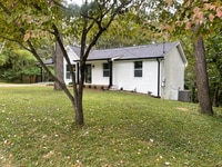 Building Photo - 284 Lookout Dr