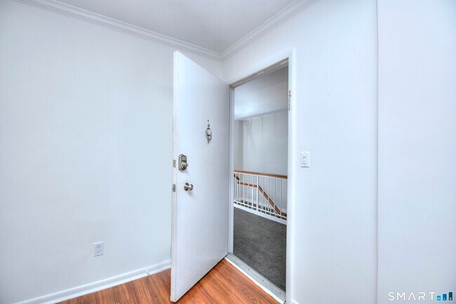 Building Photo - 109 Southport Woods Drive