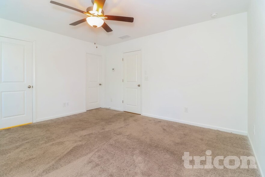 Building Photo - 2055 Rosemary Park Ln