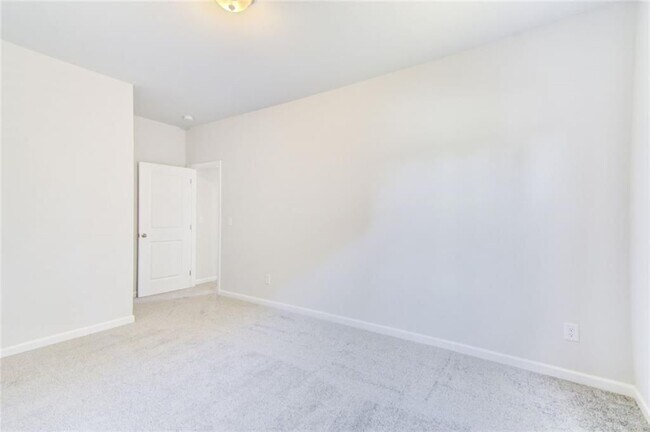 Building Photo - 7107 Branch Creek Cove