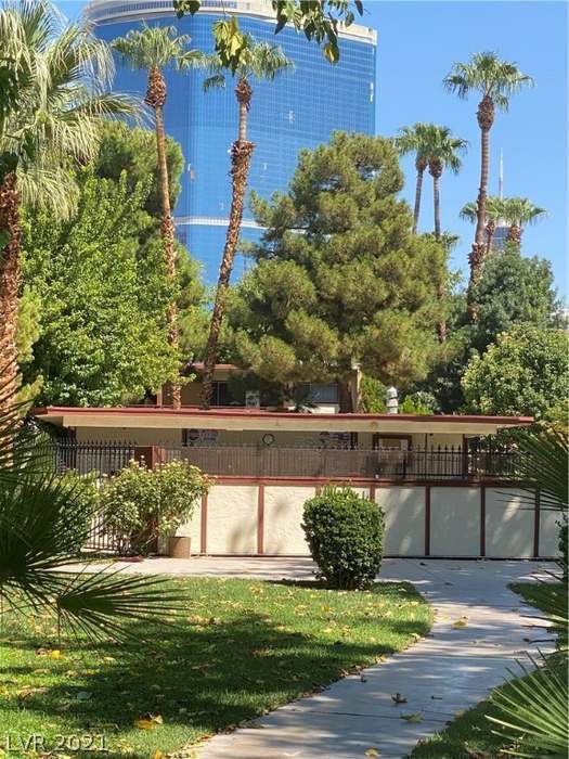 Building Photo - 350 E Desert Inn Rd