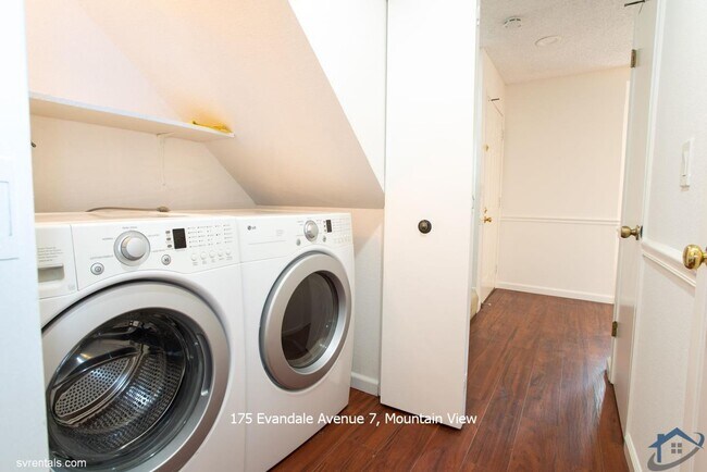 Building Photo - 175 Evandale Ave