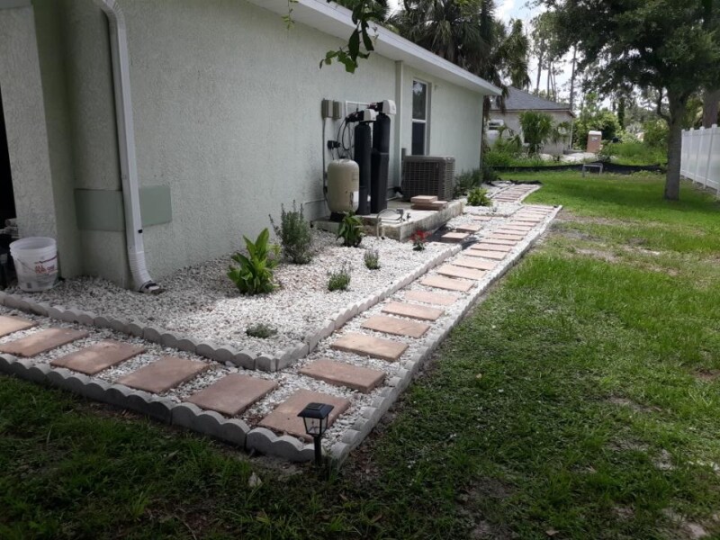 Building Photo - 2173 Grandview Dr