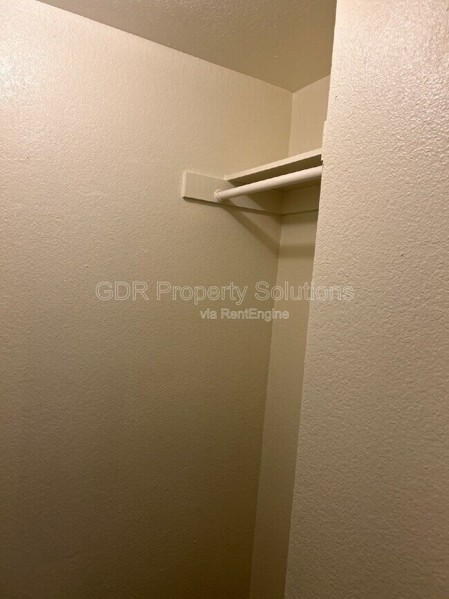 Building Photo - 401 14th St NW