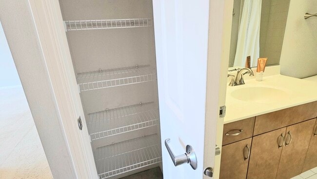 Building Photo - 390 Western Ave