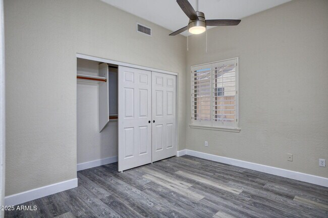 Building Photo - 12706 E Desert Cove Ave