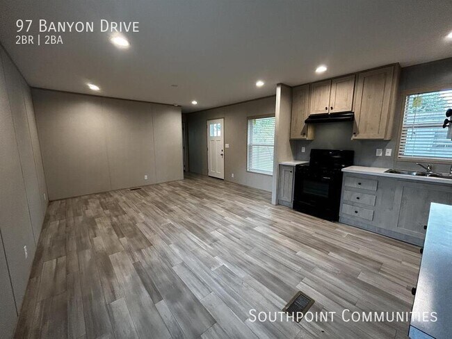 Building Photo - 97 Banyon Dr