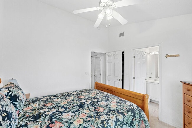 Building Photo - 446 N Seaport Blvd