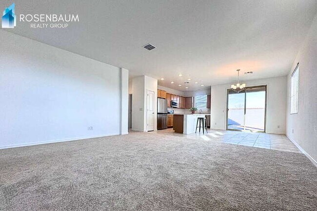 Building Photo - 3903 101st Dr