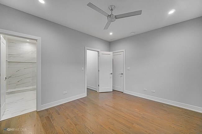 Building Photo - 1734 W 21st Pl