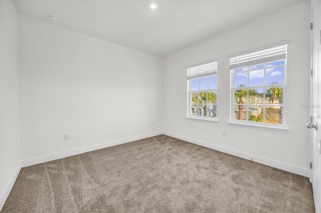 Building Photo - 10270 Pearson Ave