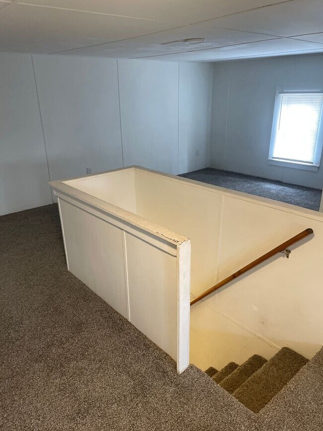 Building Photo - 417 E Twenty-Seventh St