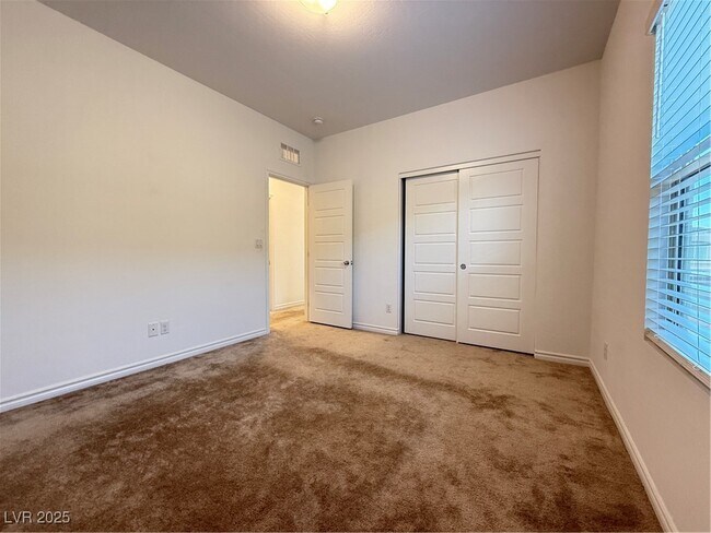 Building Photo - 2852 Amphion Ct