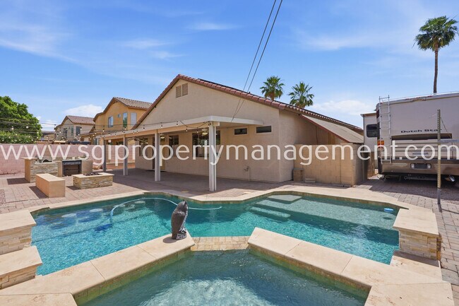 Building Photo - 13178 W Rimrock St