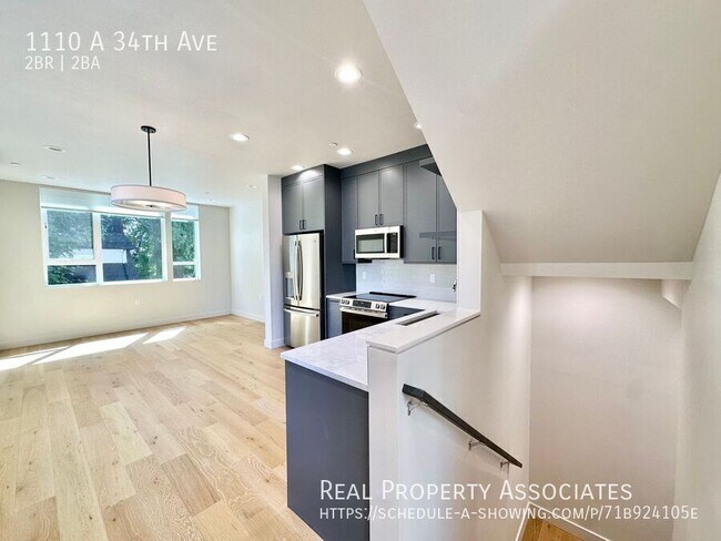 Building Photo - 1110A 34th Ave