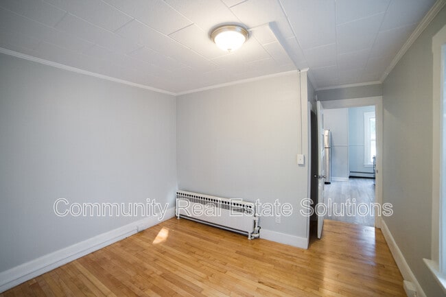 Building Photo - 68 Fifth St