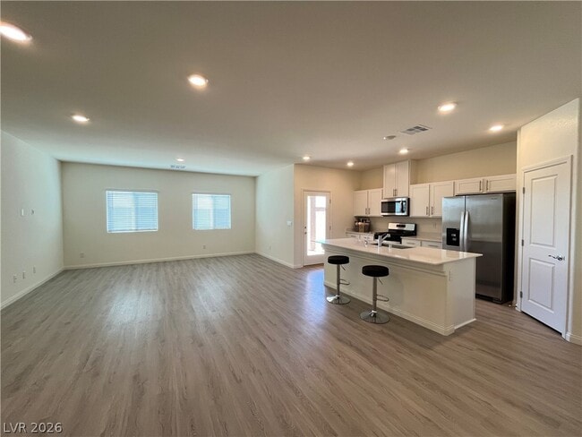 Building Photo - 7458 Mason Springs Ave
