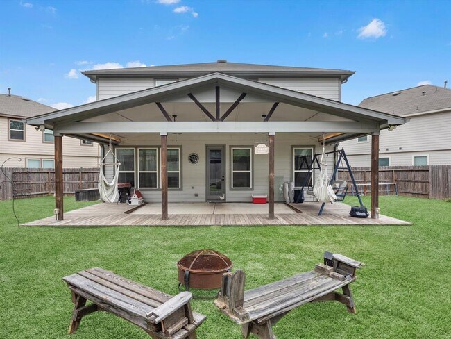 Building Photo - 14203 Broad Cypress Ct