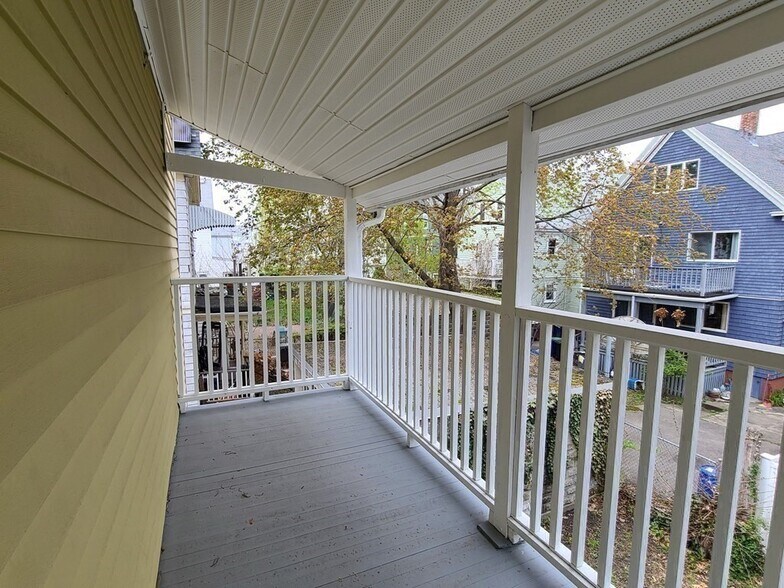 Primary Photo - 36 Spencer Ave