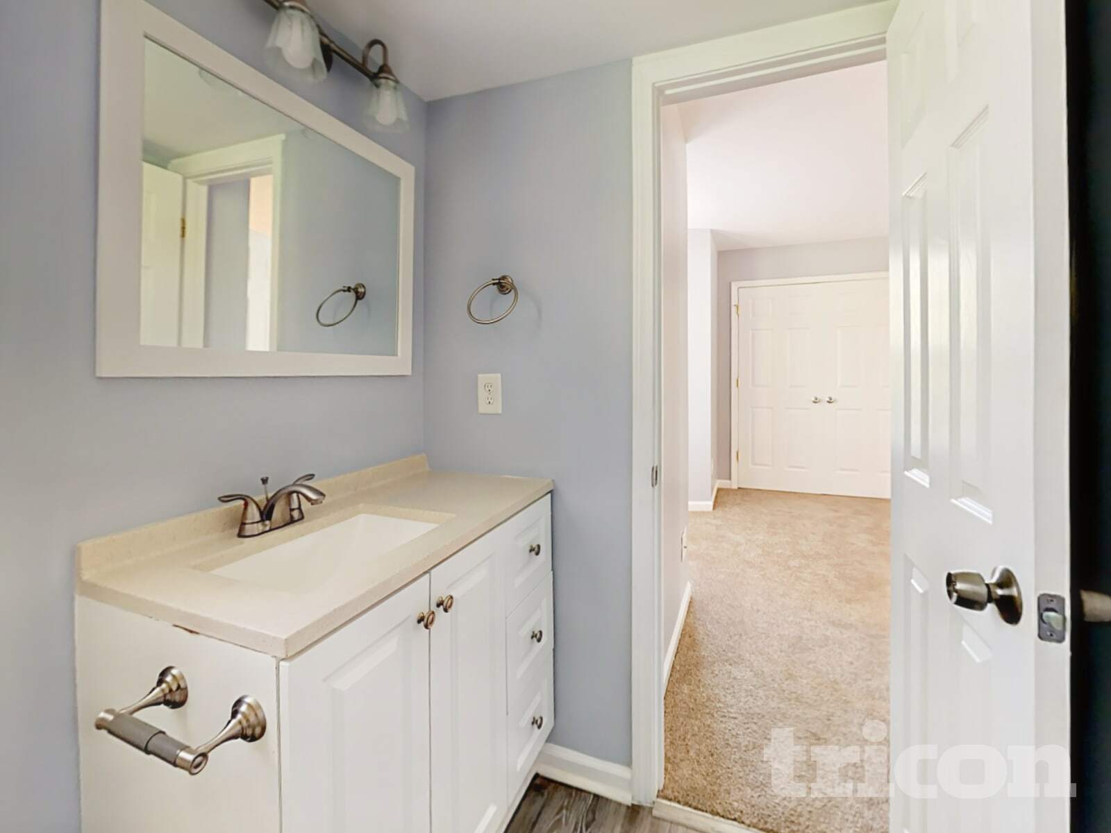 Building Photo - 3912 Laurel Bend Dr